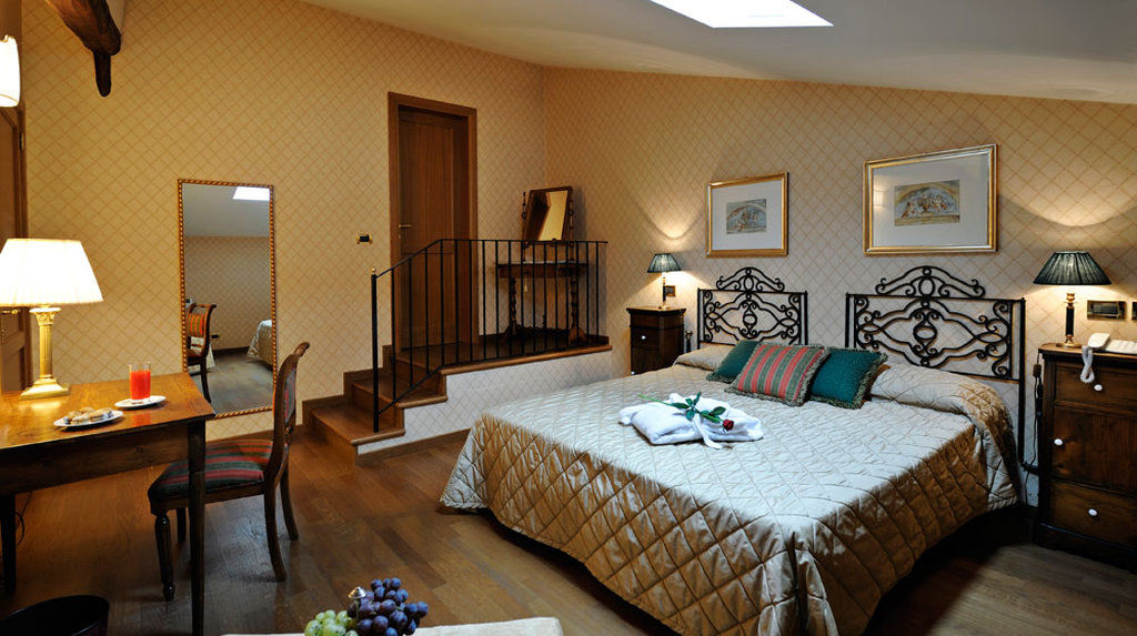 Palazzo Failla Hotel موديكا المظهر الخارجي الصورة
